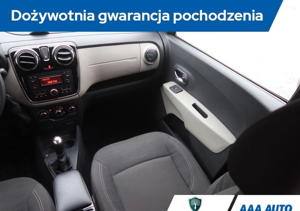 Dacia Lodgy cena 35000 przebieg: 157255, rok produkcji 2015 z Prochowice małe 121